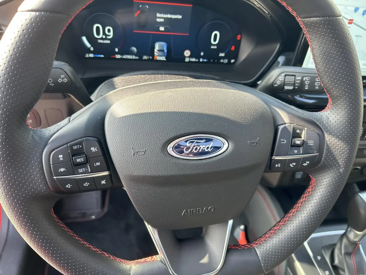 1.0 EcoBoost Hybrid ST Line X | Automaat | Trekhaak Afneembaar 1500KG | Panoramadak | Camera | Winterpack