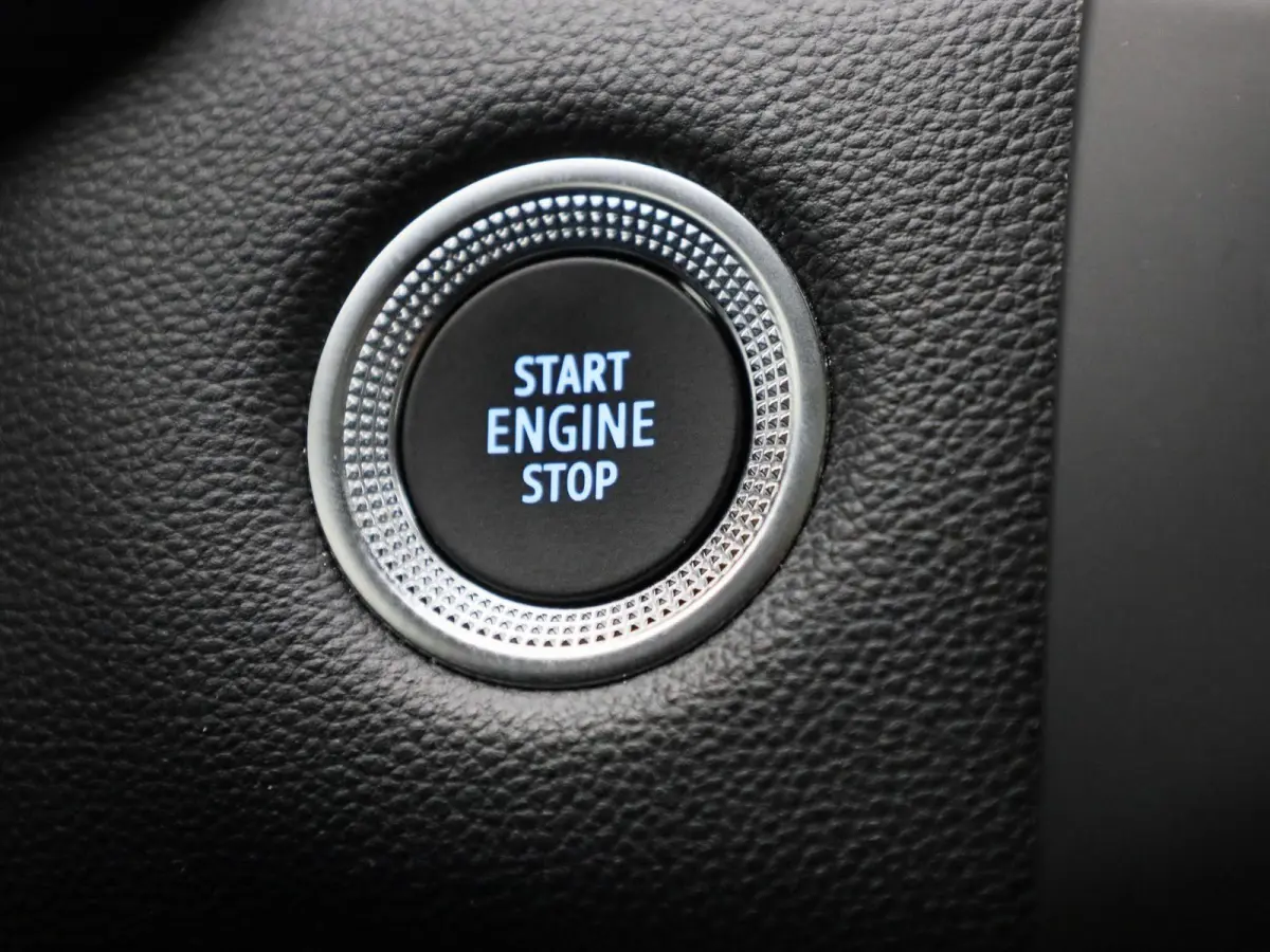 1.6 E-Tech Plug-in Hybrid 160 Intens | WORDT VERWACHT | PANORAMADAK | ACHTERUITRIJCAMERA | APPLE CARPLAY - ANDROID AUTO | CLIMATE CONTROL | CRUISE CONTROL | PARKEERSENSOREN |