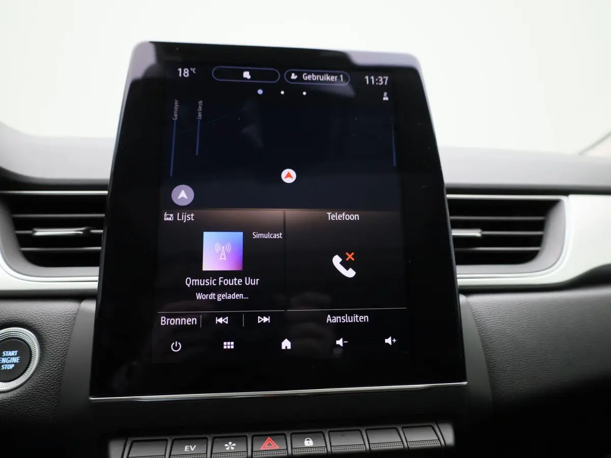 1.6 E-Tech Plug-in Hybrid 160 Intens | WORDT VERWACHT | PANORAMADAK | ACHTERUITRIJCAMERA | APPLE CARPLAY - ANDROID AUTO | CLIMATE CONTROL | CRUISE CONTROL | PARKEERSENSOREN |