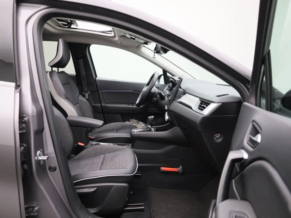 1.6 E-Tech Plug-in Hybrid 160 Intens | WORDT VERWACHT | PANORAMADAK | ACHTERUITRIJCAMERA | APPLE CARPLAY - ANDROID AUTO | CLIMATE CONTROL | CRUISE CONTROL | PARKEERSENSOREN |