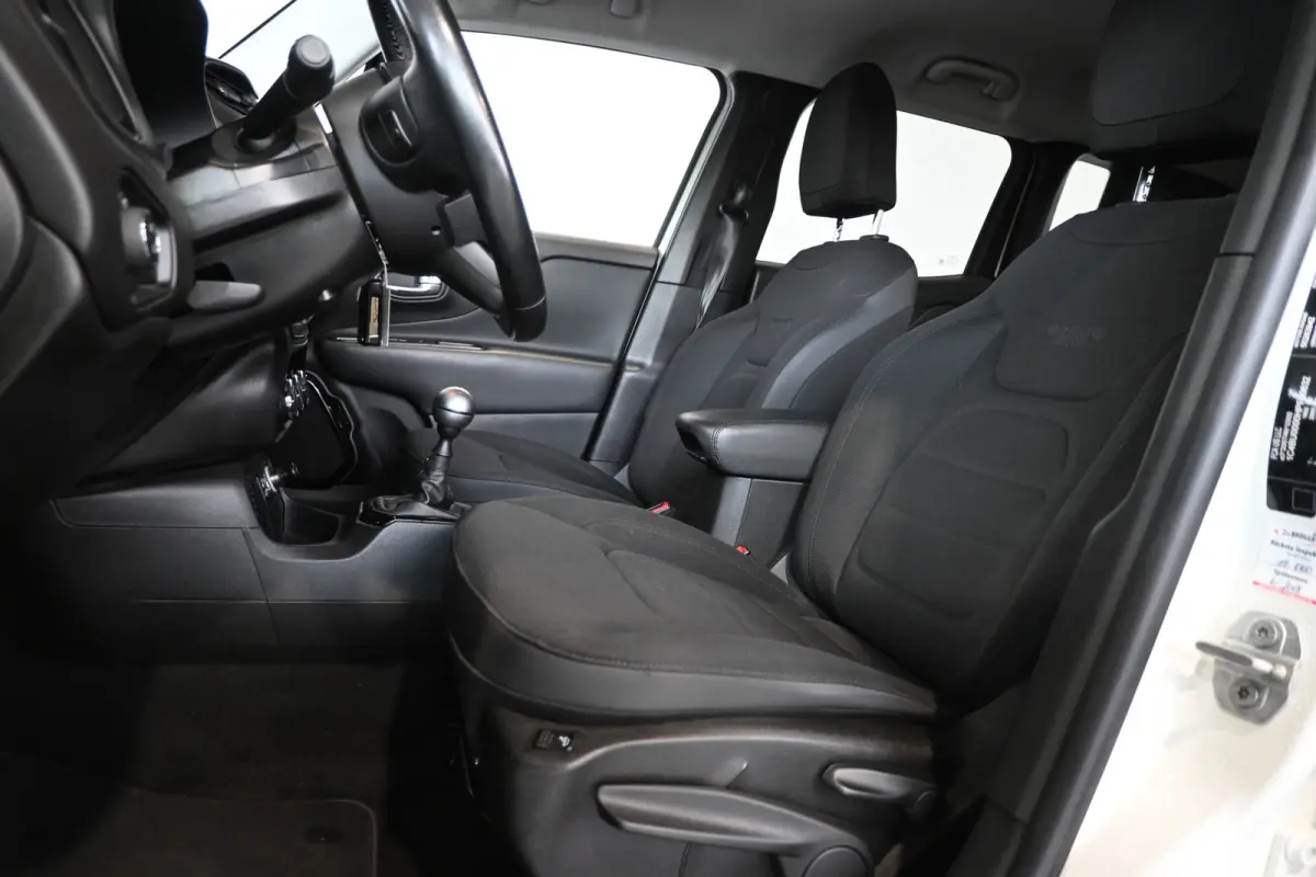 1.6 Night Eagle Cruise Airco Lichtmetaal PDC Massage stoelen 100% Onderhouden! Inruil Mogelijk!