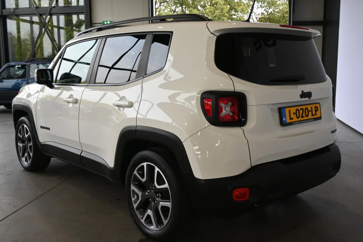 1.6 Night Eagle Cruise Airco Lichtmetaal PDC Massage stoelen 100% Onderhouden! Inruil Mogelijk!