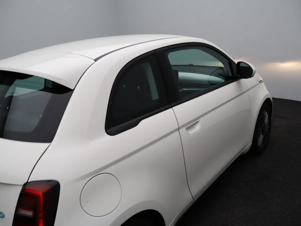Icon 42 kWh 93,7% SOH | 16" Lichtmetalen Velgen | Apple Carplay/Android Auto | Cruise Control | Climate Contro