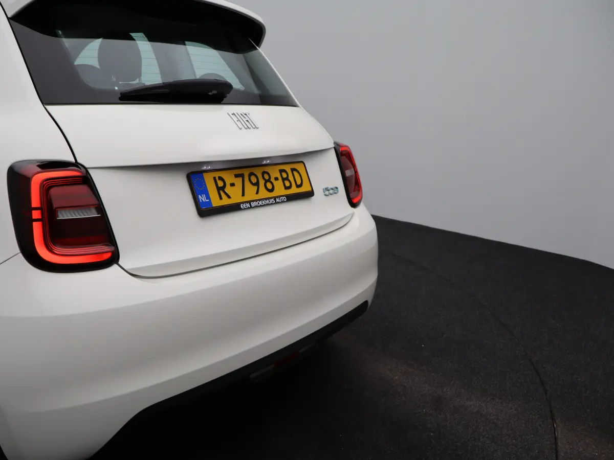 Icon 42 kWh 93,7% SOH | 16" Lichtmetalen Velgen | Apple Carplay/Android Auto | Cruise Control | Climate Contro