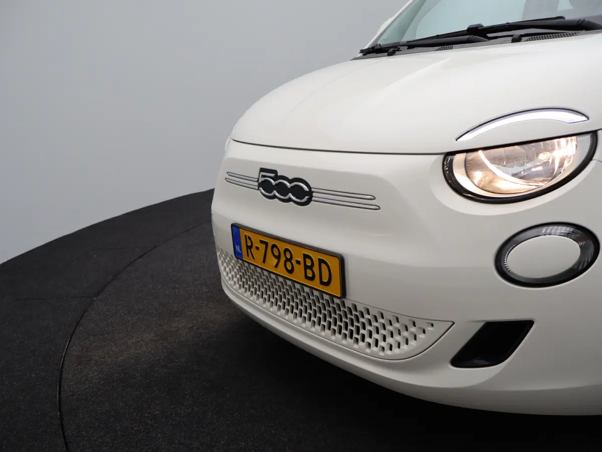 Icon 42 kWh 93,7% SOH | 16" Lichtmetalen Velgen | Apple Carplay/Android Auto | Cruise Control | Climate Contro