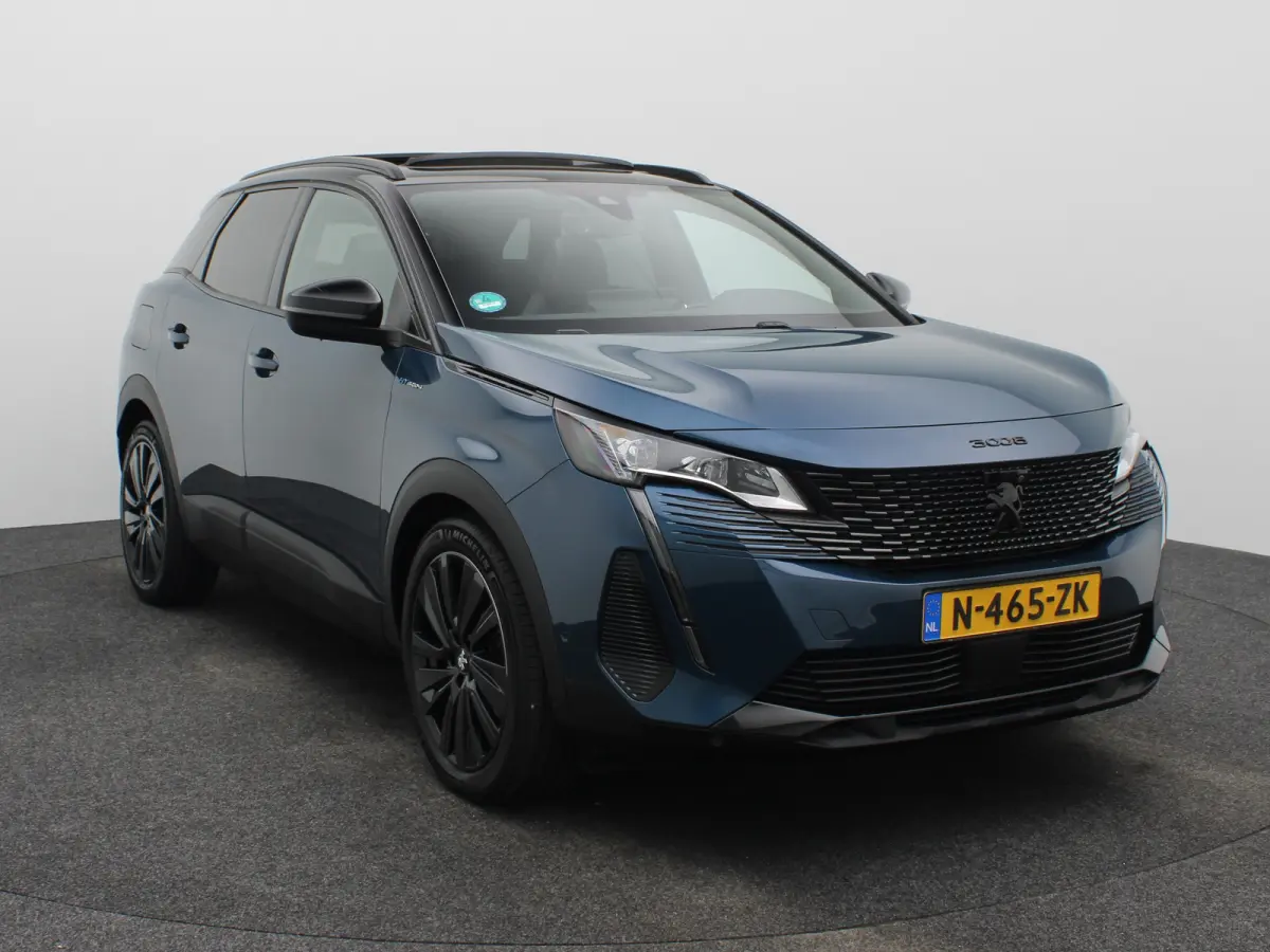 1.6 HYbrid4 300 GT Pack Business | Automaat | Carplay | 4WD | SOH 94% | Pano dak | keyless | Adaptieve cruise | Alcantara |Camera | Focal audio | Stoelverw. |