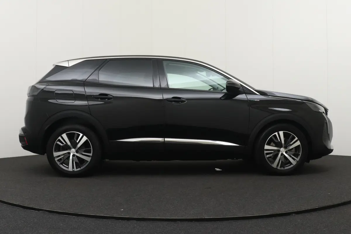 1.6 HYbrid 225 Allure Dodehoek Half-Leder Privacy Glas 18'LMV