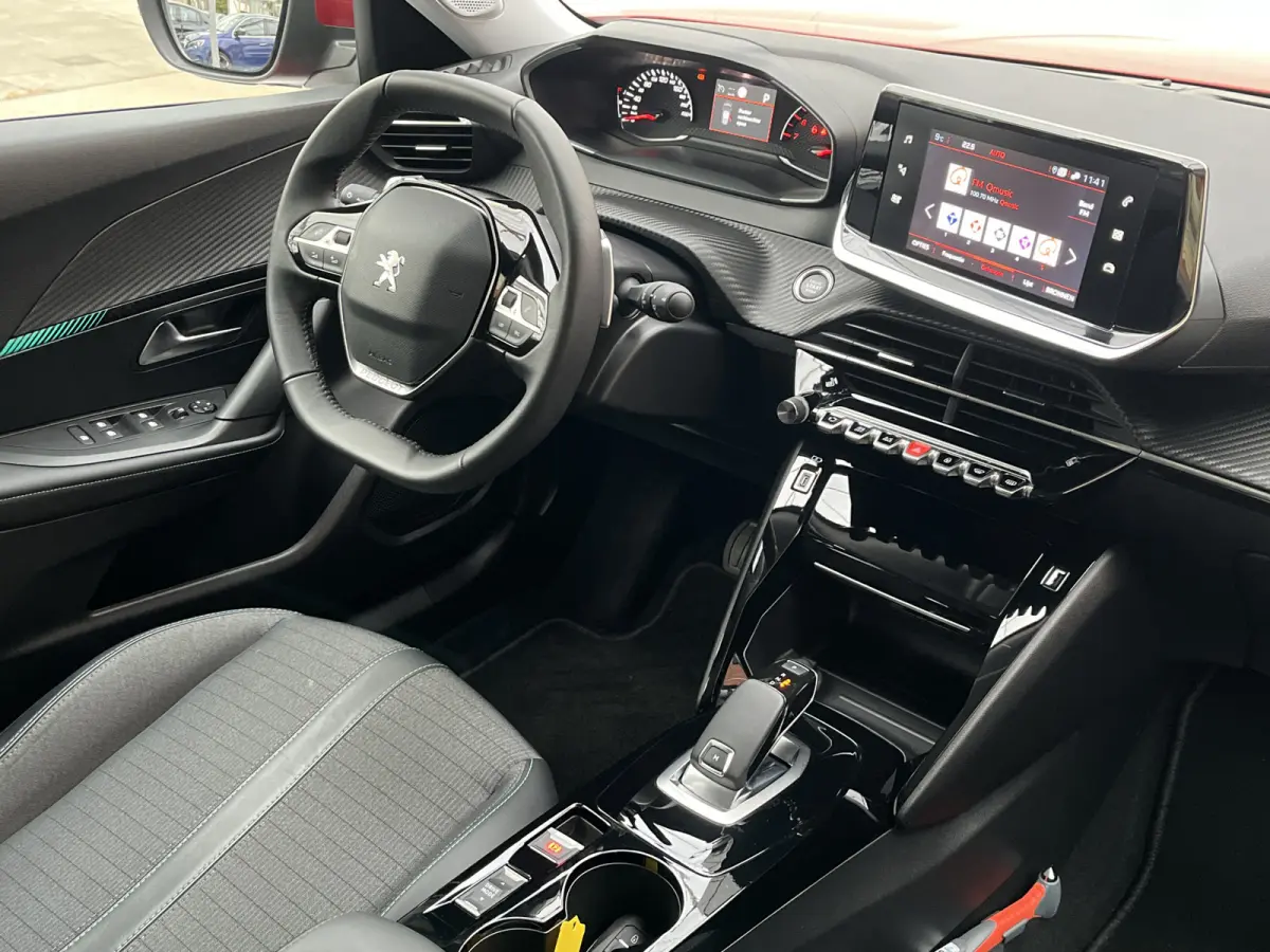 PureTech 130 Allure Pack | Origineel NL | Carplay/Android Auto | Stoelverwarming |