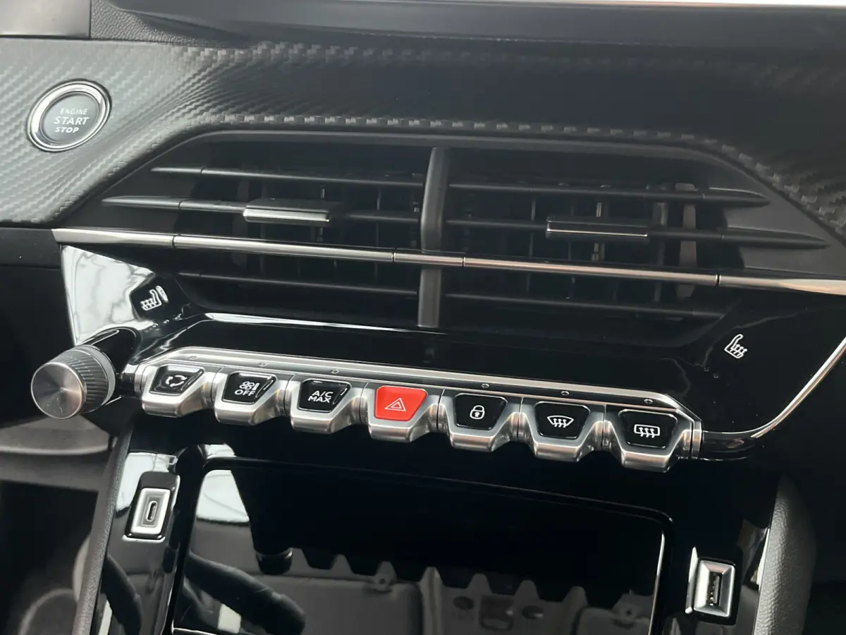 PureTech 130 Allure Pack | Origineel NL | Carplay/Android Auto | Stoelverwarming |