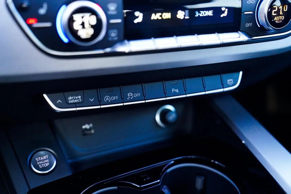 40 TFSI S edition | Camera | S- Sportstoelen | Apple Carplay | Audi Pre-Sense | Digitaal Dashboard