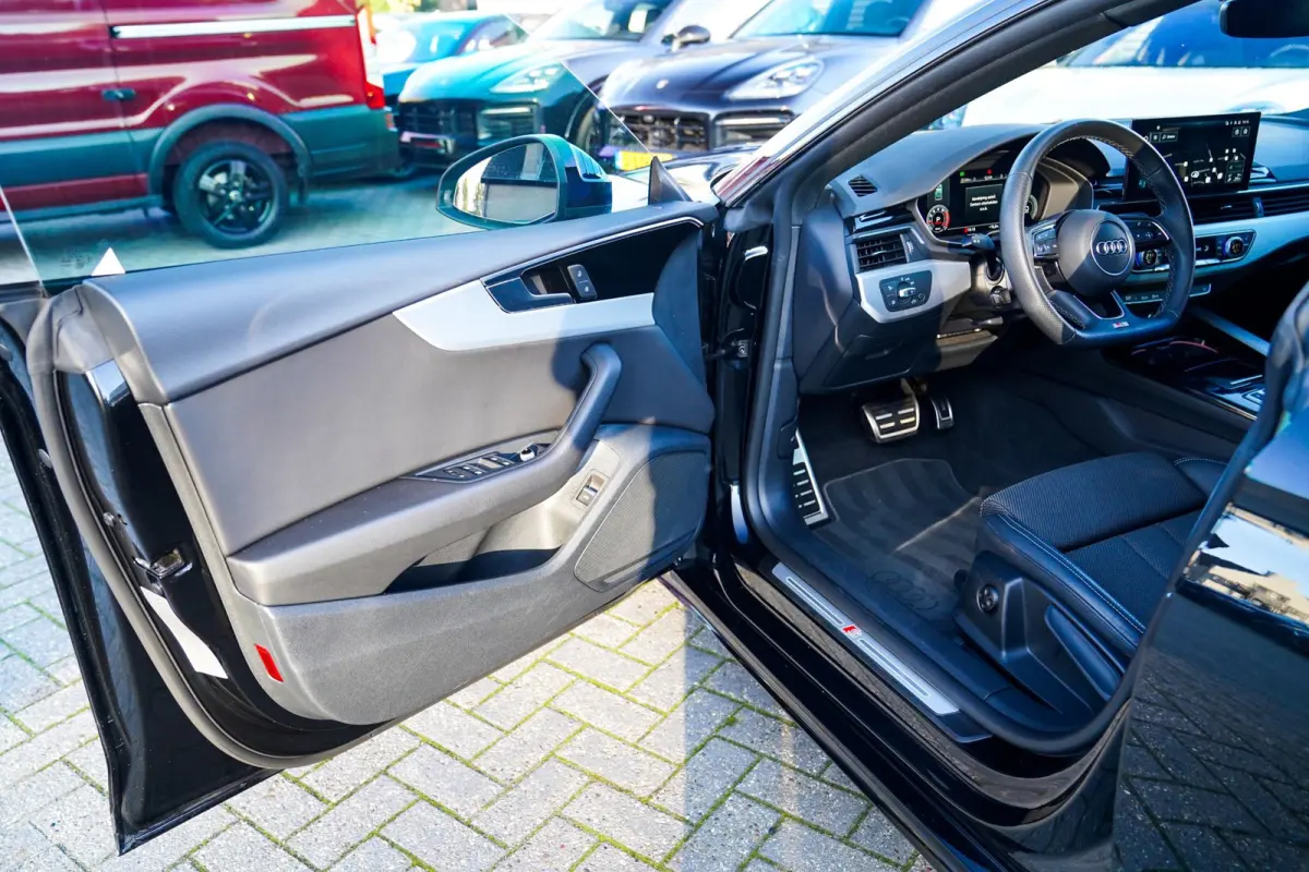 40 TFSI S edition | Camera | S- Sportstoelen | Apple Carplay | Audi Pre-Sense | Digitaal Dashboard