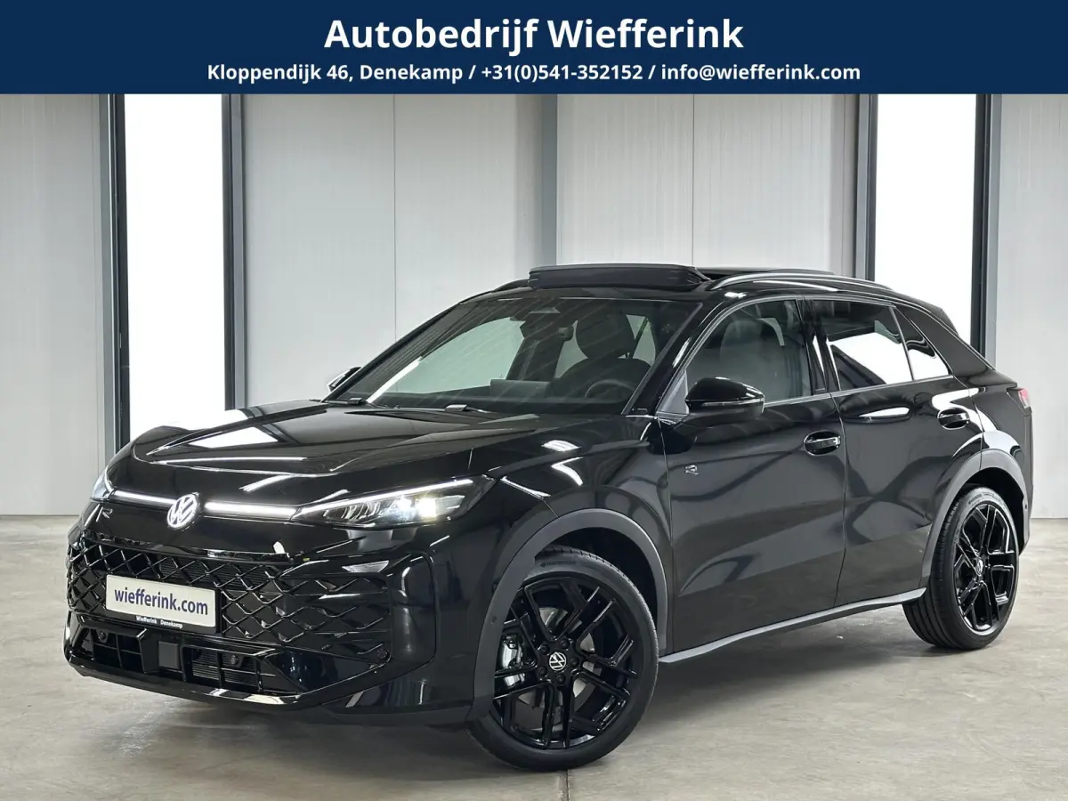 1.5 eTsi R-Line First Edition | Trekhaak | Pano | Black-style | Licht-pakket (IQ.Light)
