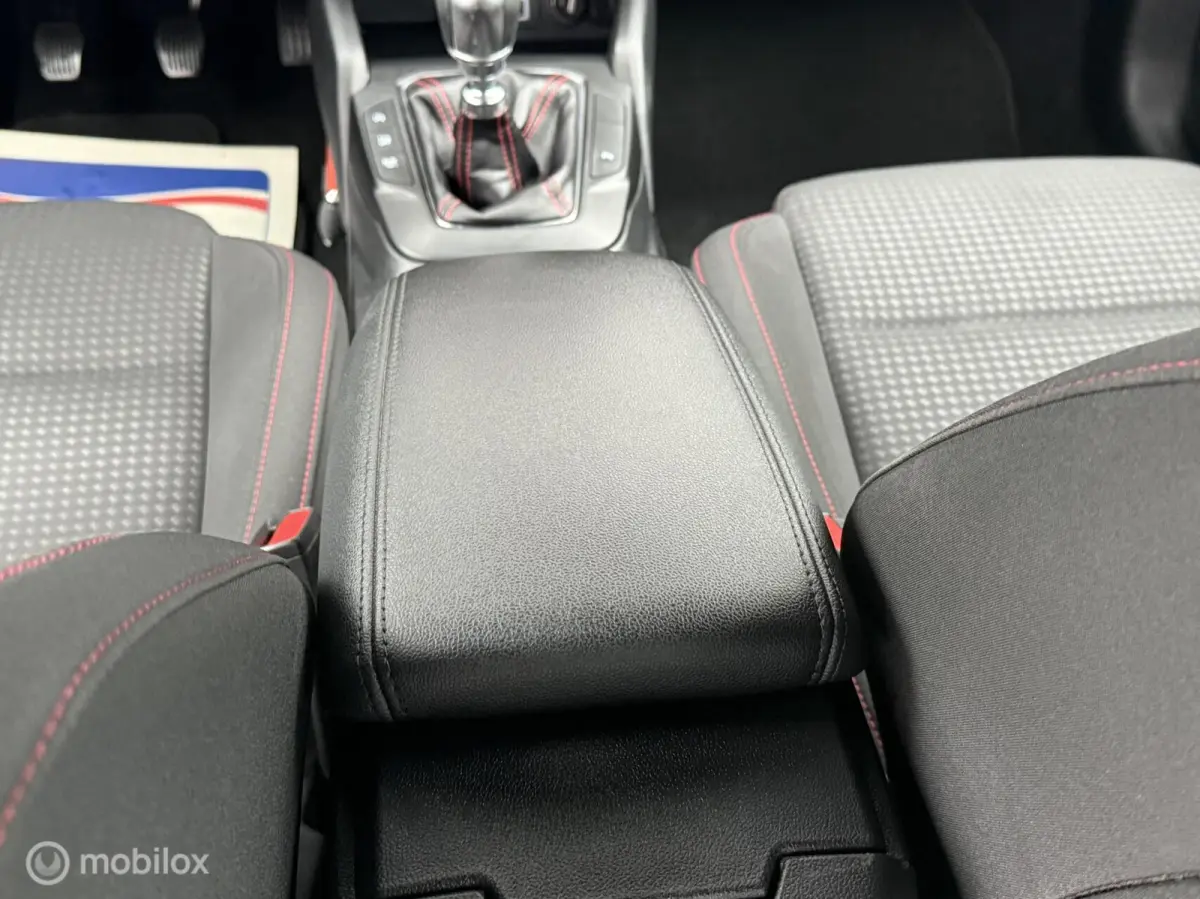 1.0 EcoBoost Hybrid ST Line Camera Full-Led
