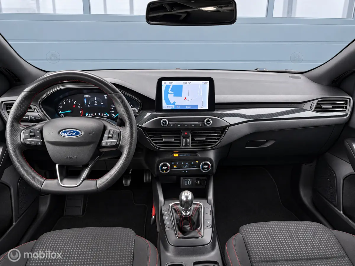 1.0 EcoBoost Hybrid ST Line Camera Full-Led
