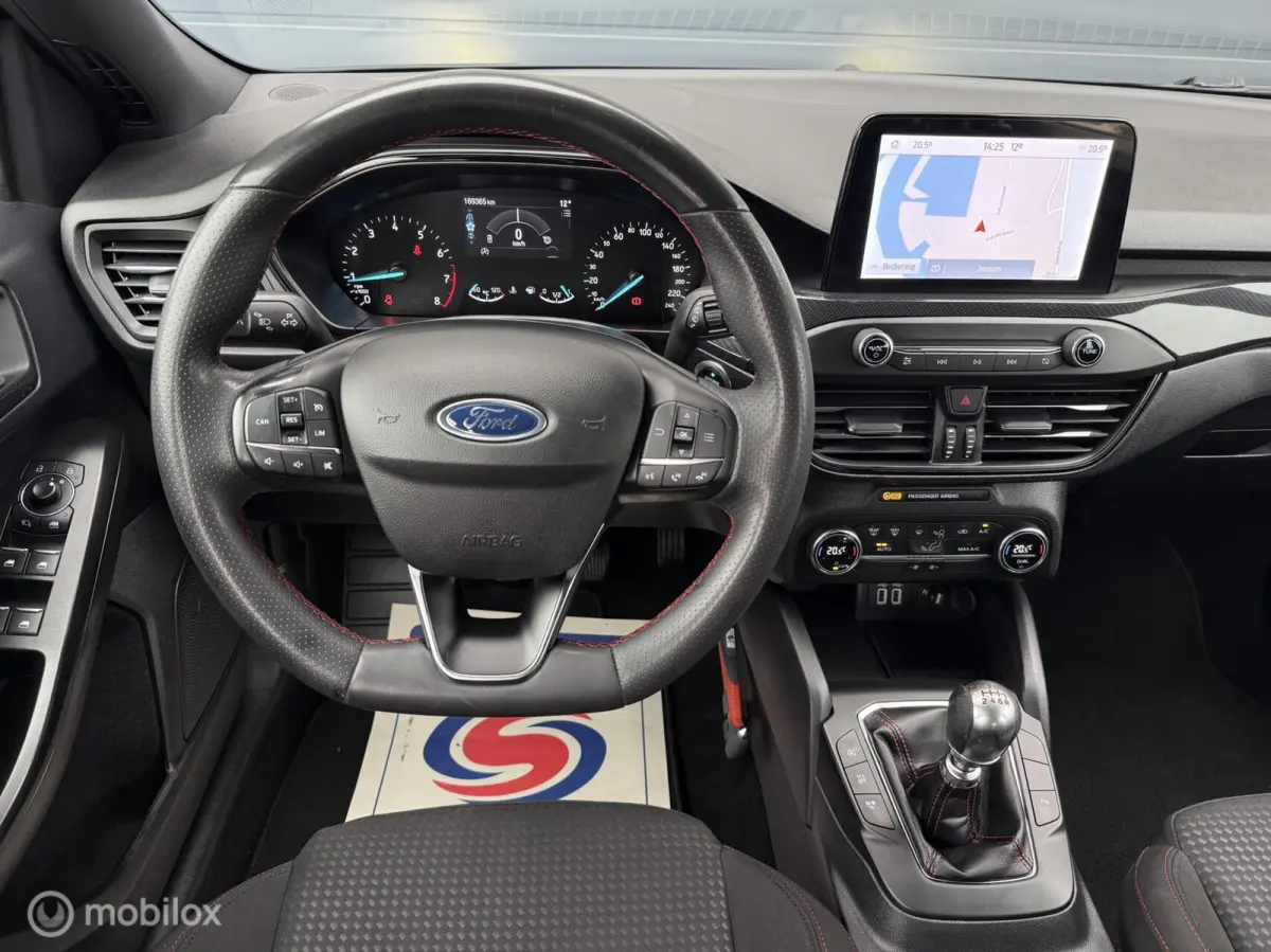 1.0 EcoBoost Hybrid ST Line Camera Full-Led