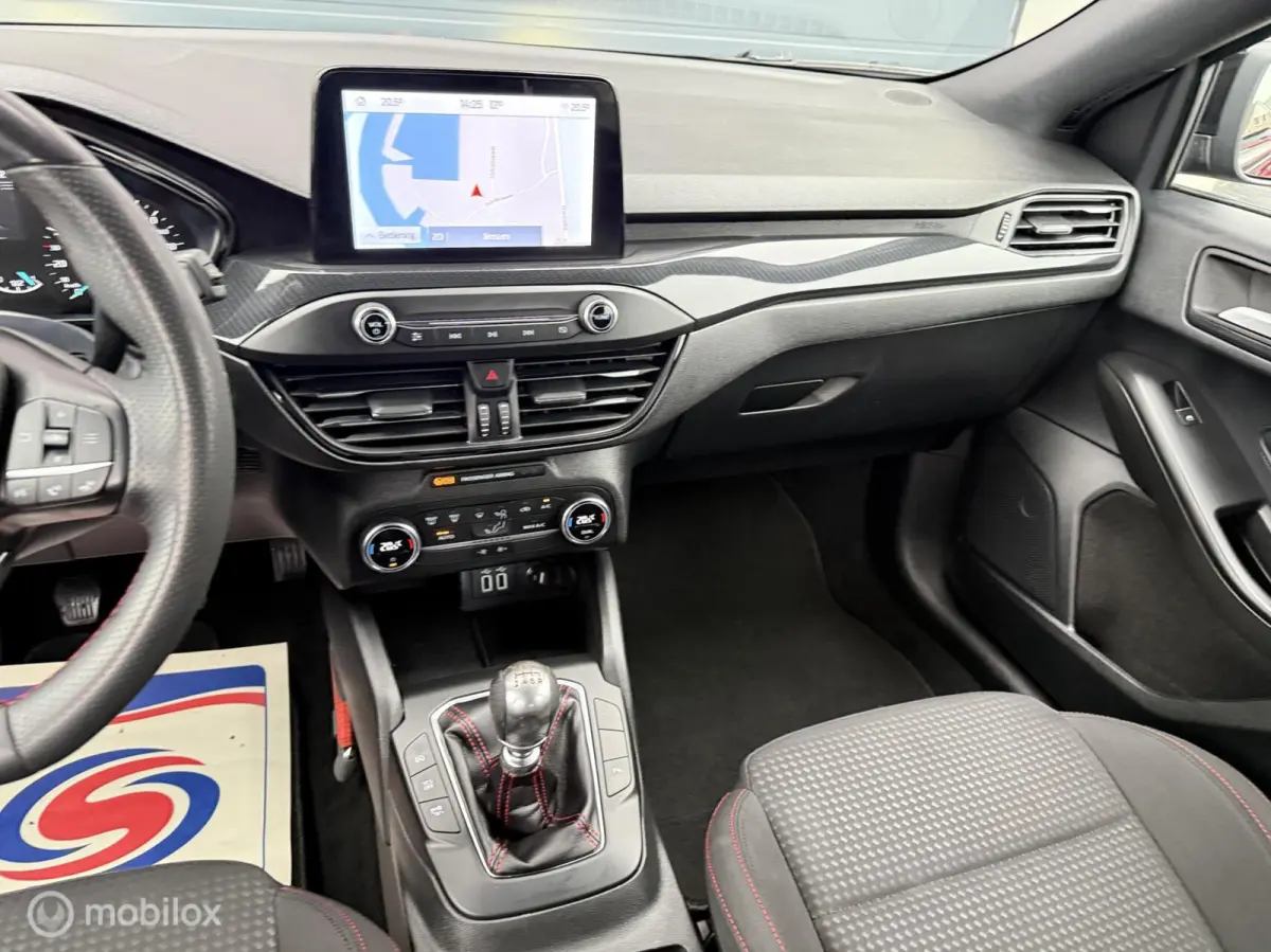 1.0 EcoBoost Hybrid ST Line Camera Full-Led