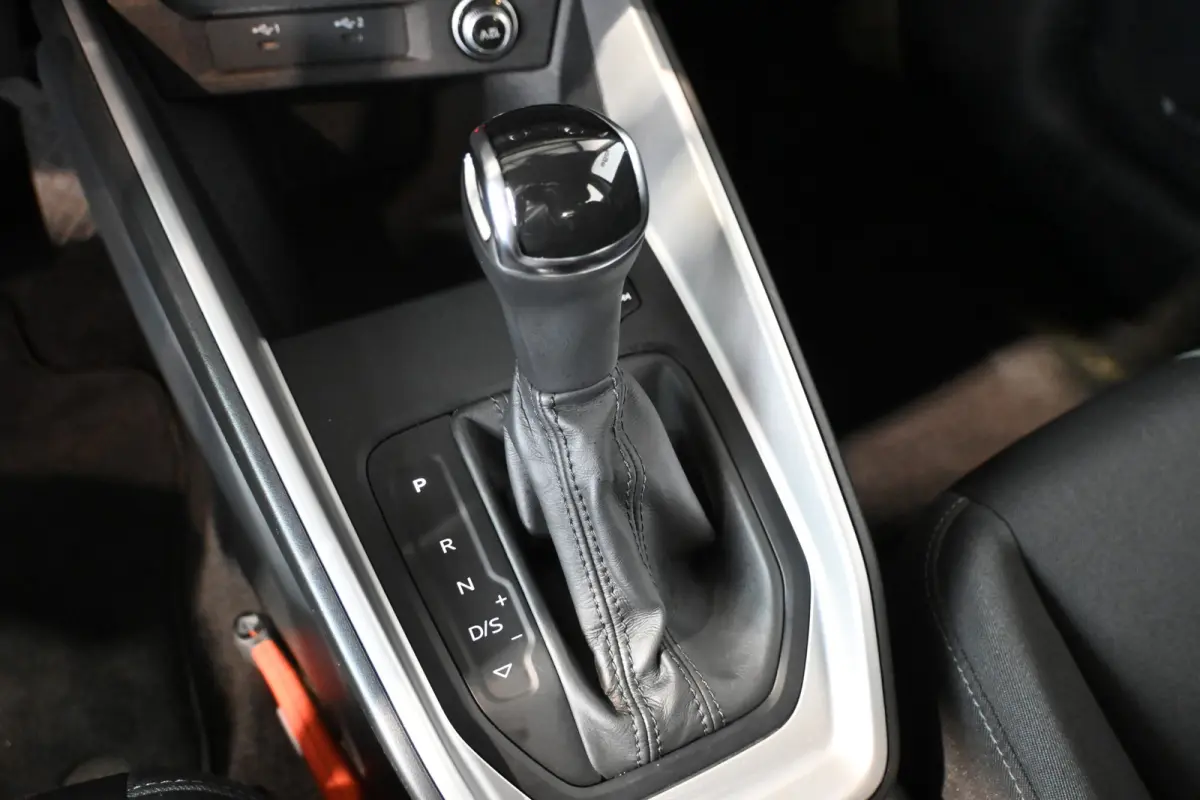 25 TFSI Pro Line NAP! Automaat Cruise Airco Virtual Cockpit Lichtmetaal Inruil Mogelijk!