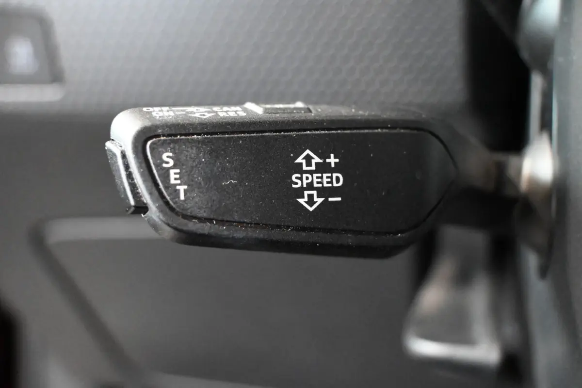 25 TFSI Pro Line NAP! Automaat Cruise Airco Virtual Cockpit Lichtmetaal Inruil Mogelijk!