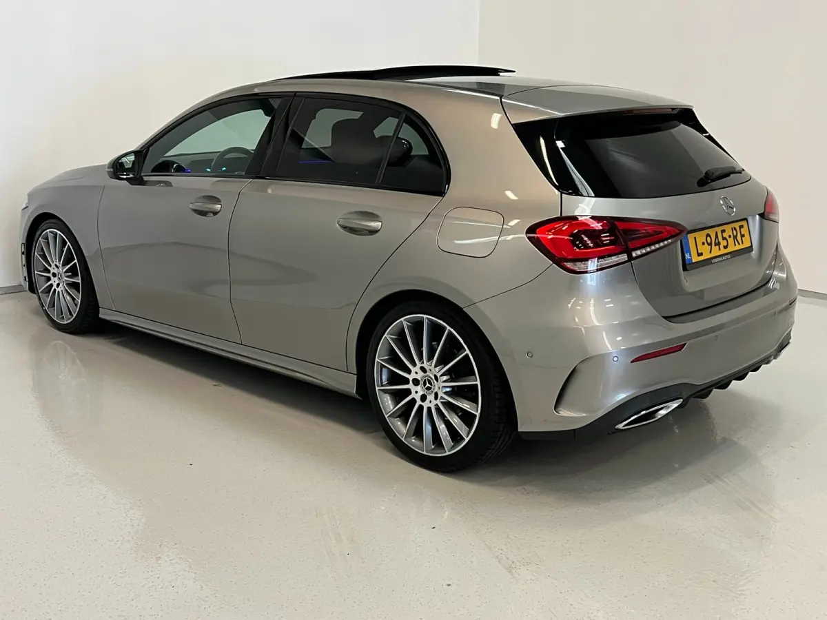 220 4MATIC / AMG / Pano / Sfeerverlichting