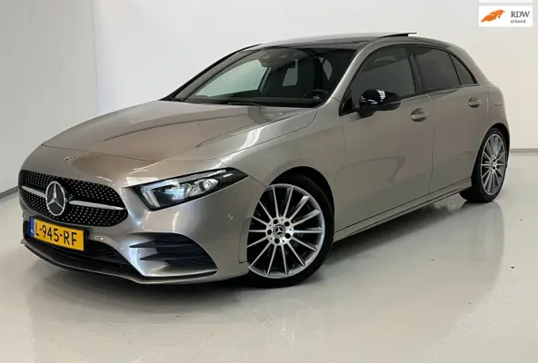 220 4MATIC / AMG / Pano / Sfeerverlichting