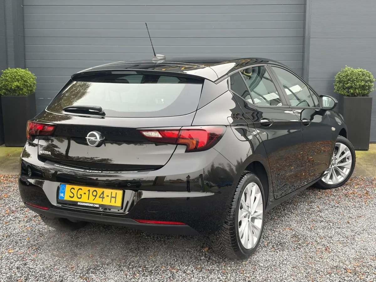 1.0 Online Edition ✓2e Eigenaar✓Dealer Onderhouden✓Carplay✓Clima✓Cruise✓Pdc✓17''Lmv✓105pk✓N.A.P✓Nieuwe Apk bij Aflevering