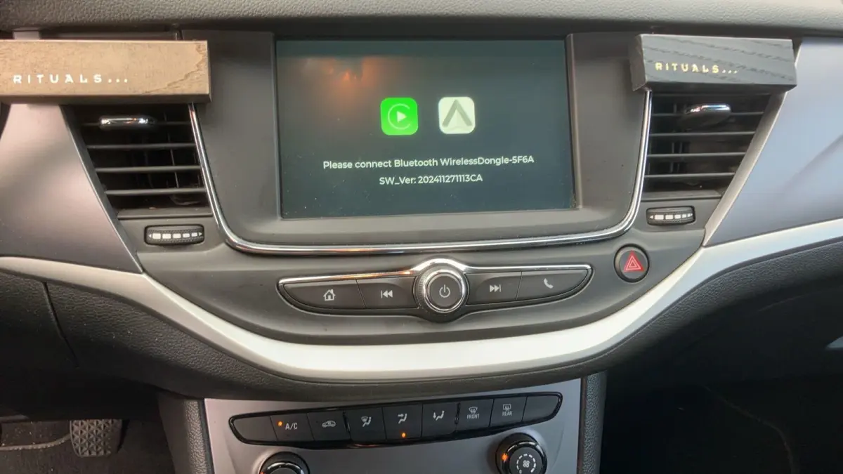 1.0 Online Edition ✓2e Eigenaar✓Dealer Onderhouden✓Carplay✓Clima✓Cruise✓Pdc✓17''Lmv✓105pk✓N.A.P✓Nieuwe Apk bij Aflevering