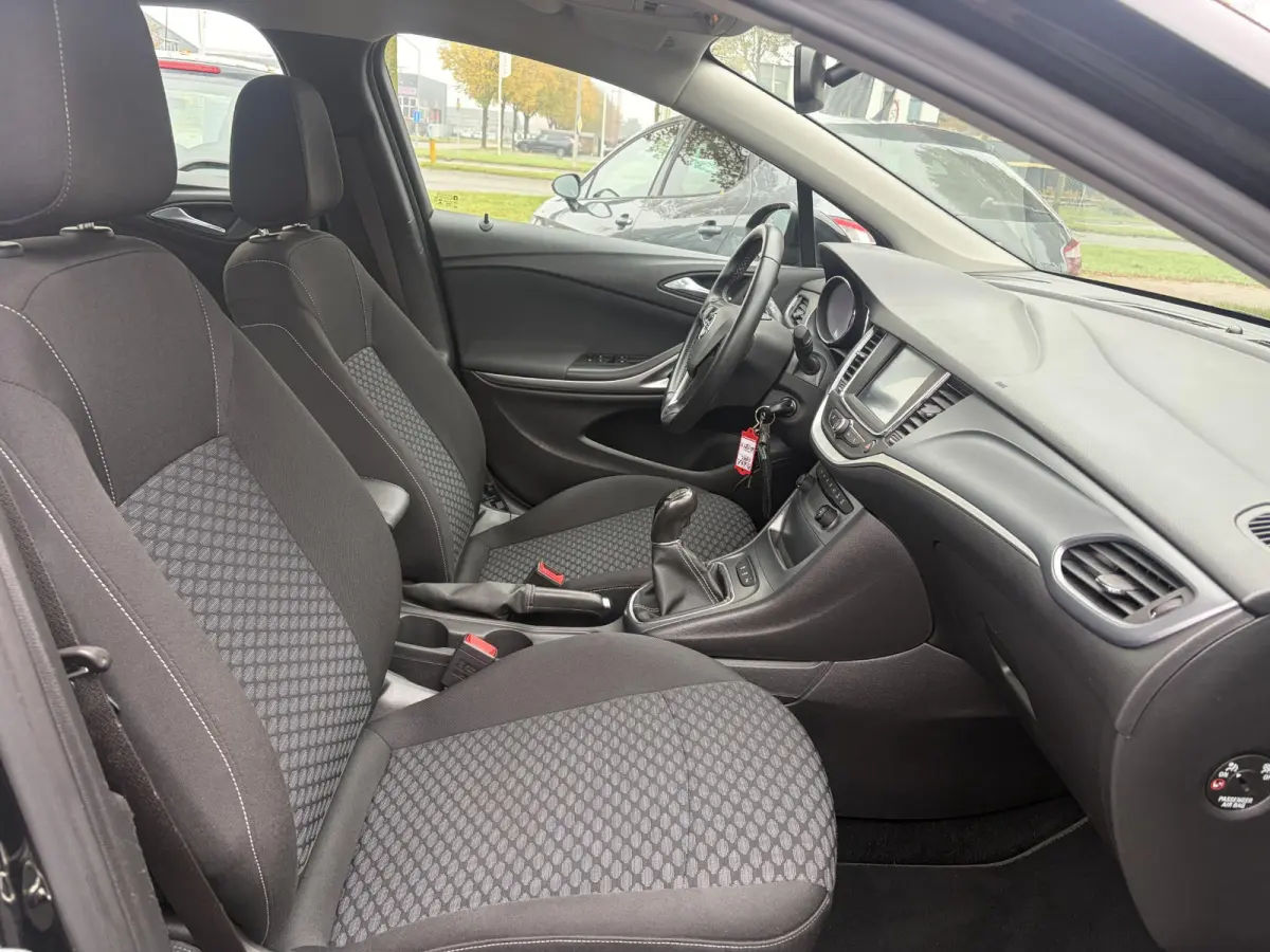 1.0 Online Edition ✓2e Eigenaar✓Dealer Onderhouden✓Carplay✓Clima✓Cruise✓Pdc✓17''Lmv✓105pk✓N.A.P✓Nieuwe Apk bij Aflevering