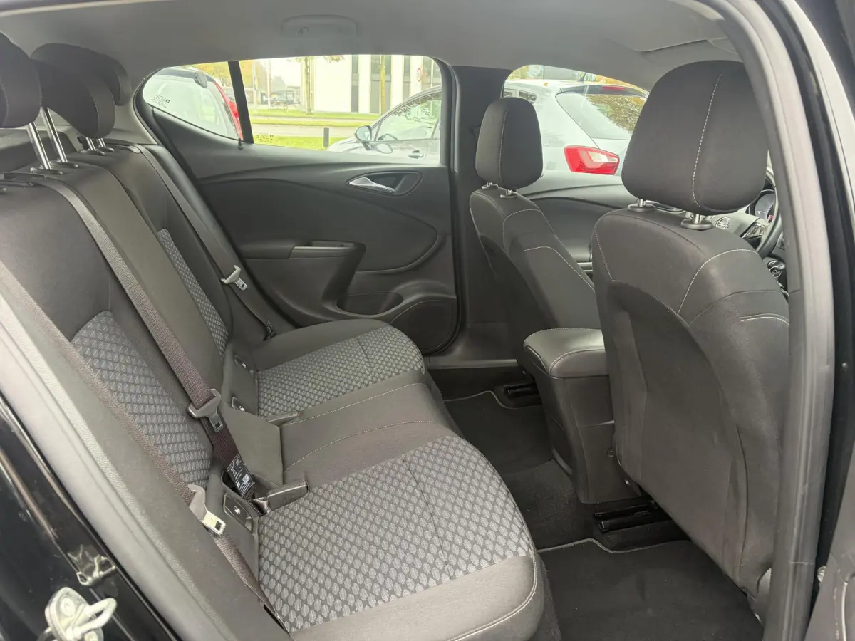 1.0 Online Edition ✓2e Eigenaar✓Dealer Onderhouden✓Carplay✓Clima✓Cruise✓Pdc✓17''Lmv✓105pk✓N.A.P✓Nieuwe Apk bij Aflevering