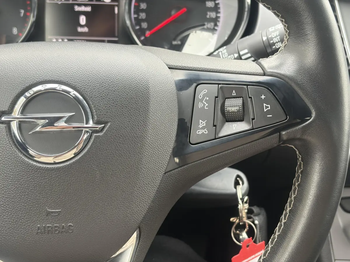 1.0 Online Edition ✓2e Eigenaar✓Dealer Onderhouden✓Carplay✓Clima✓Cruise✓Pdc✓17''Lmv✓105pk✓N.A.P✓Nieuwe Apk bij Aflevering