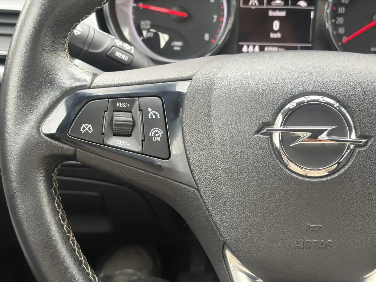 1.0 Online Edition ✓2e Eigenaar✓Dealer Onderhouden✓Carplay✓Clima✓Cruise✓Pdc✓17''Lmv✓105pk✓N.A.P✓Nieuwe Apk bij Aflevering