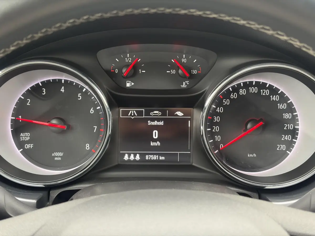 1.0 Online Edition ✓2e Eigenaar✓Dealer Onderhouden✓Carplay✓Clima✓Cruise✓Pdc✓17''Lmv✓105pk✓N.A.P✓Nieuwe Apk bij Aflevering