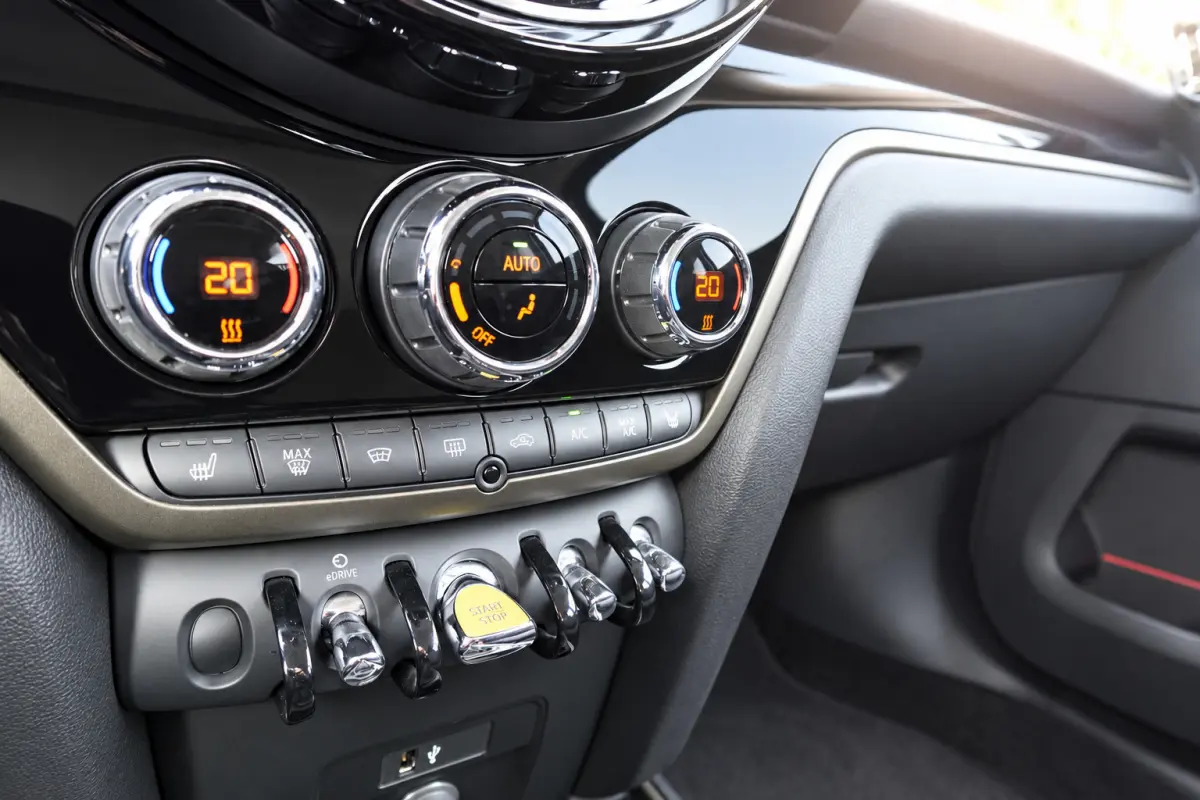 1.5 Cooper ALL4 Classic KEYLESS CAM ACC