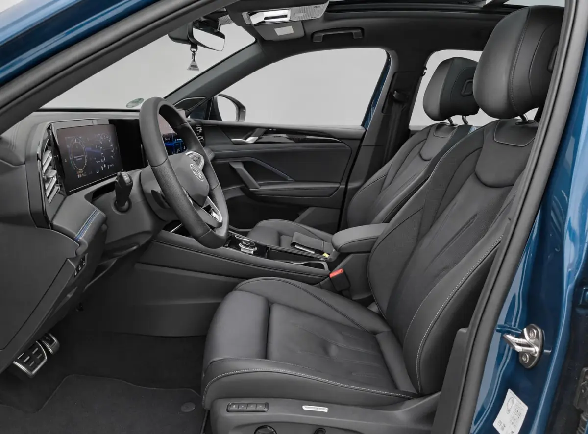 1.5 eHybrid R-Line Edition 272pk Pano | Leder | Harman Kardon | Trekhaak | Memory | IQ Light | HUD | 20" | 360 camera