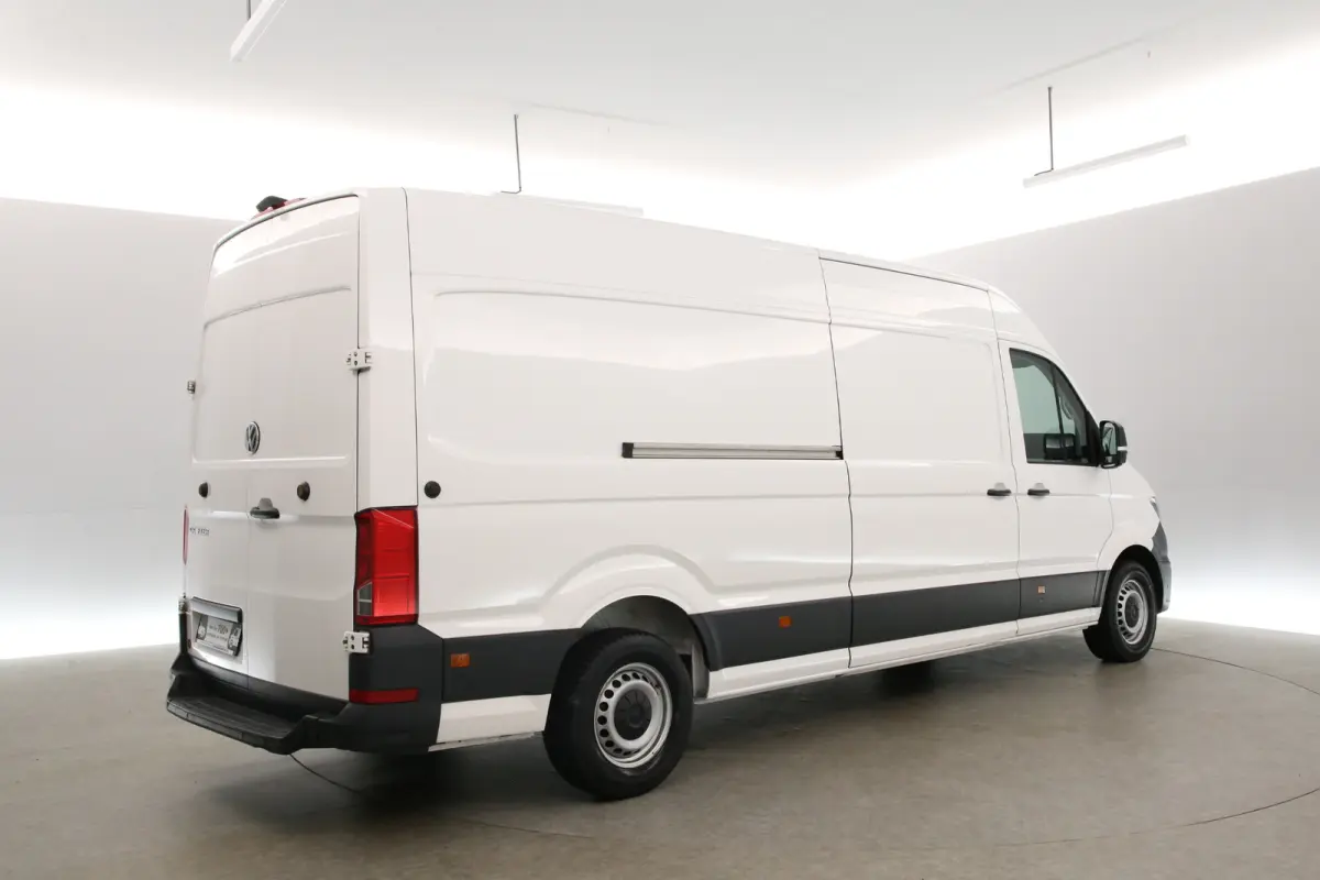 2.0 TDI 140PK L4H3 | Airco | Camera | Carplay | 3 Zits | 3000KG Trekgew. | Parkeersens.