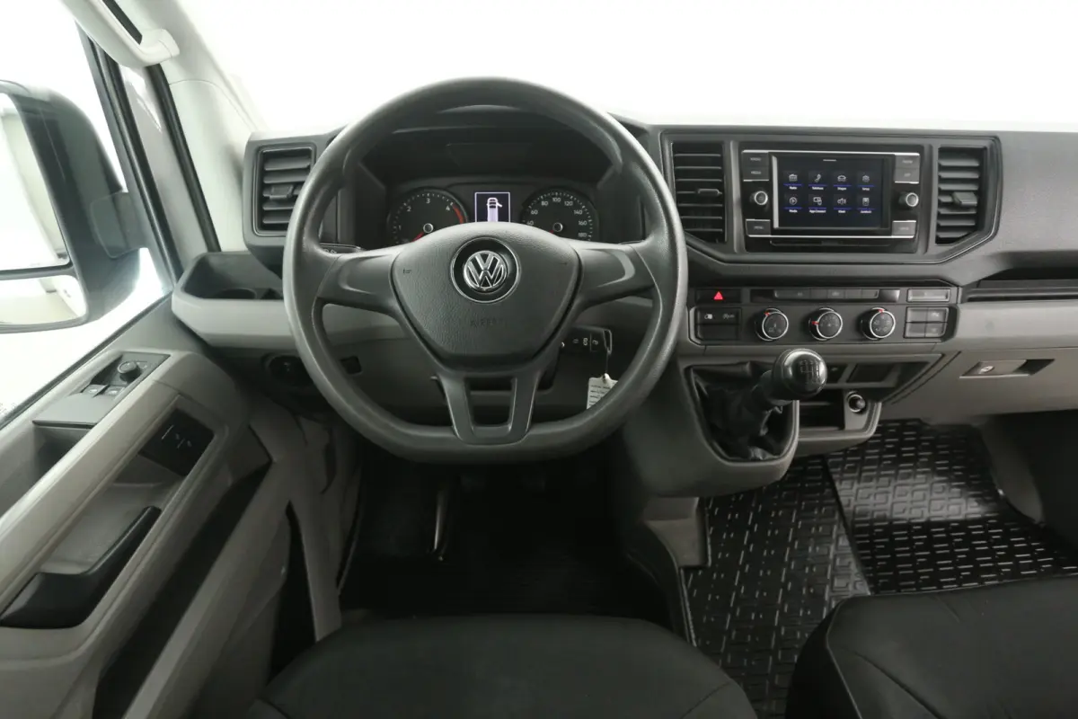2.0 TDI 140PK L4H3 | Airco | Camera | Carplay | 3 Zits | 3000KG Trekgew. | Parkeersens.