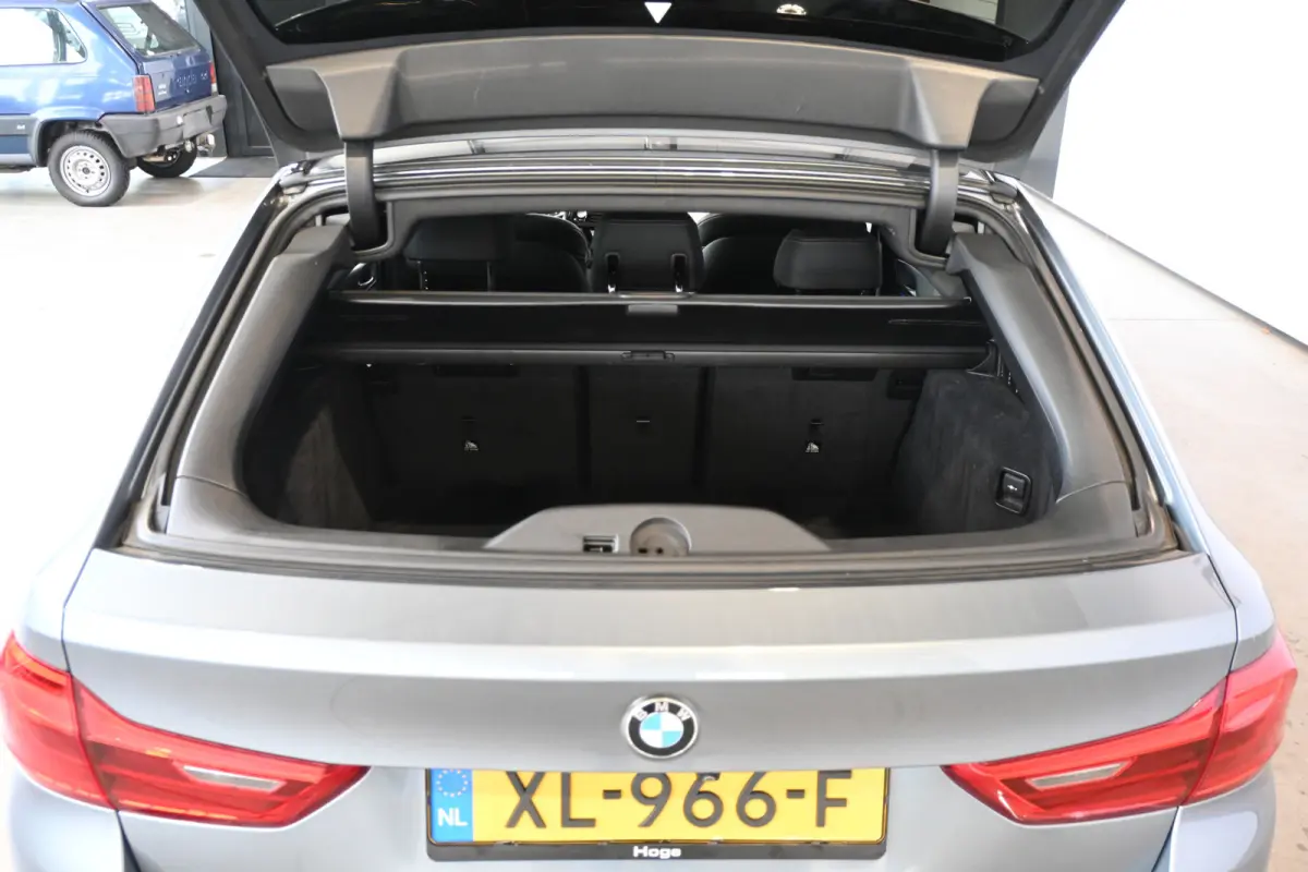520i High Executive M Sport Automaat Navigatie LED CarPlay Leder Panoramdak Harman & Kardon 100% Onderhouden! Inruil Mogelijk!