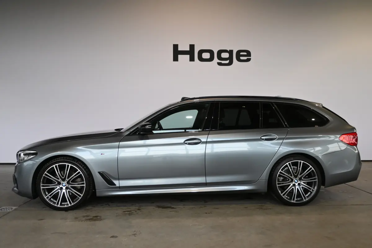 520i High Executive M Sport Automaat Navigatie LED CarPlay Leder Panoramdak Harman & Kardon 100% Onderhouden! Inruil Mogelijk!