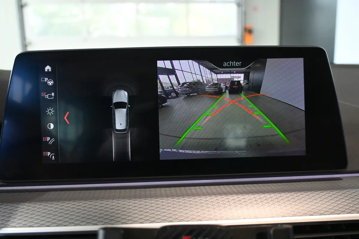 520i High Executive M Sport Automaat Navigatie LED CarPlay Leder Panoramdak Harman & Kardon 100% Onderhouden! Inruil Mogelijk!