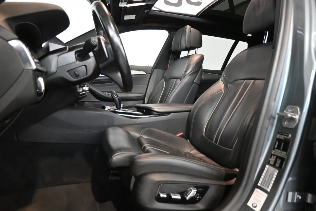 520i High Executive M Sport Automaat Navigatie LED CarPlay Leder Panoramdak Harman & Kardon 100% Onderhouden! Inruil Mogelijk!