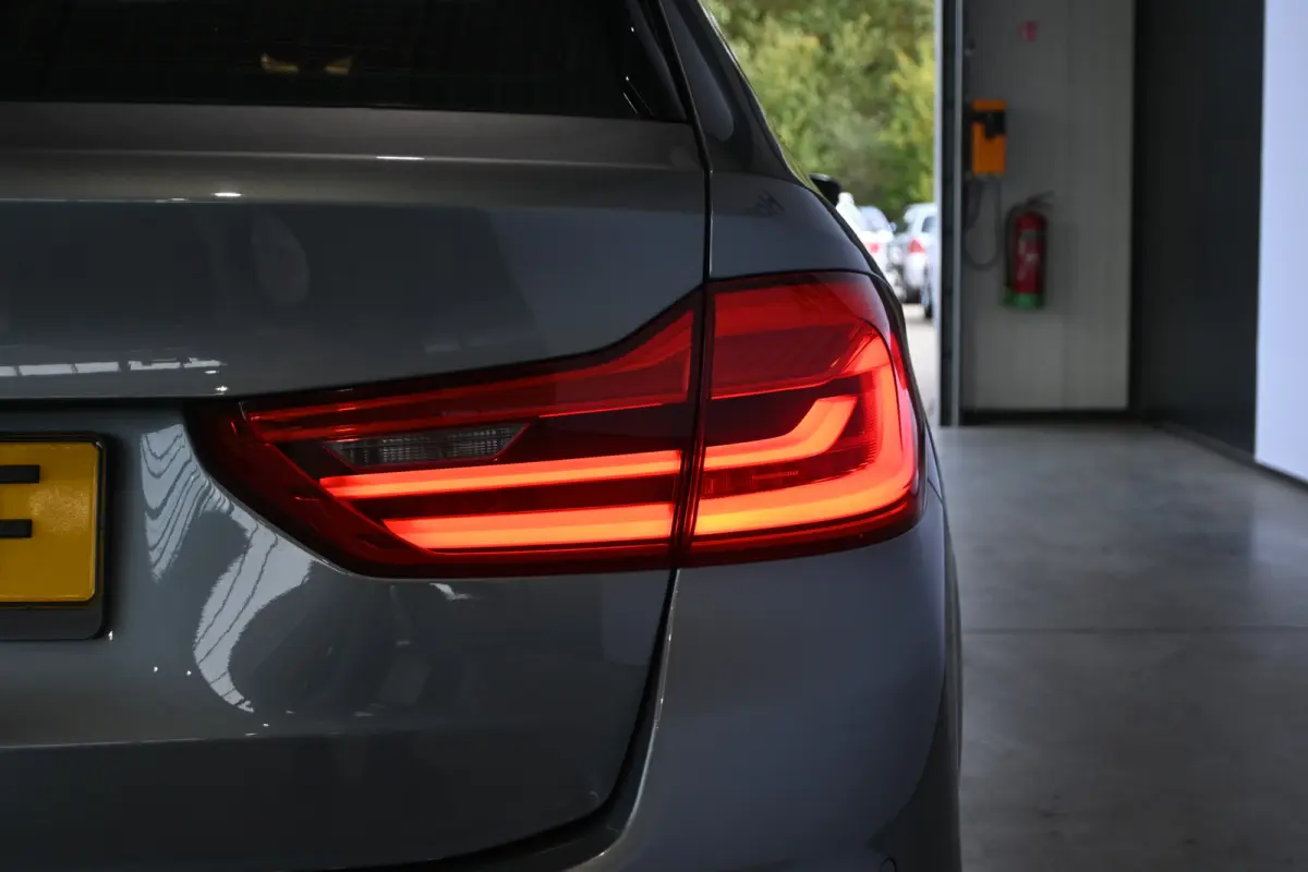 520i High Executive M Sport Automaat Navigatie LED CarPlay Leder Panoramdak Harman & Kardon 100% Onderhouden! Inruil Mogelijk!