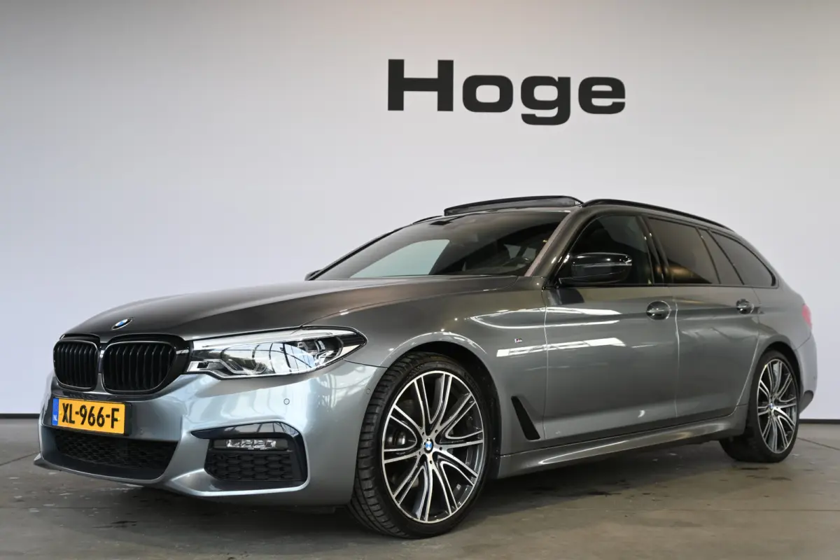 520i High Executive M Sport Automaat Navigatie LED CarPlay Leder Panoramdak Harman & Kardon 100% Onderhouden! Inruil Mogelijk!