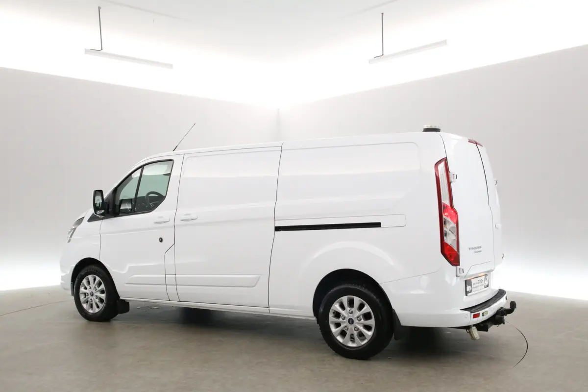 2.0 TDCI L2H1 Limited 170PK | 2800KG Trekgew. | Airco | Camera | Cruise | 3 Zits | 2xSchuifdeur | Trekhaak | Carplay | bi-Xenon