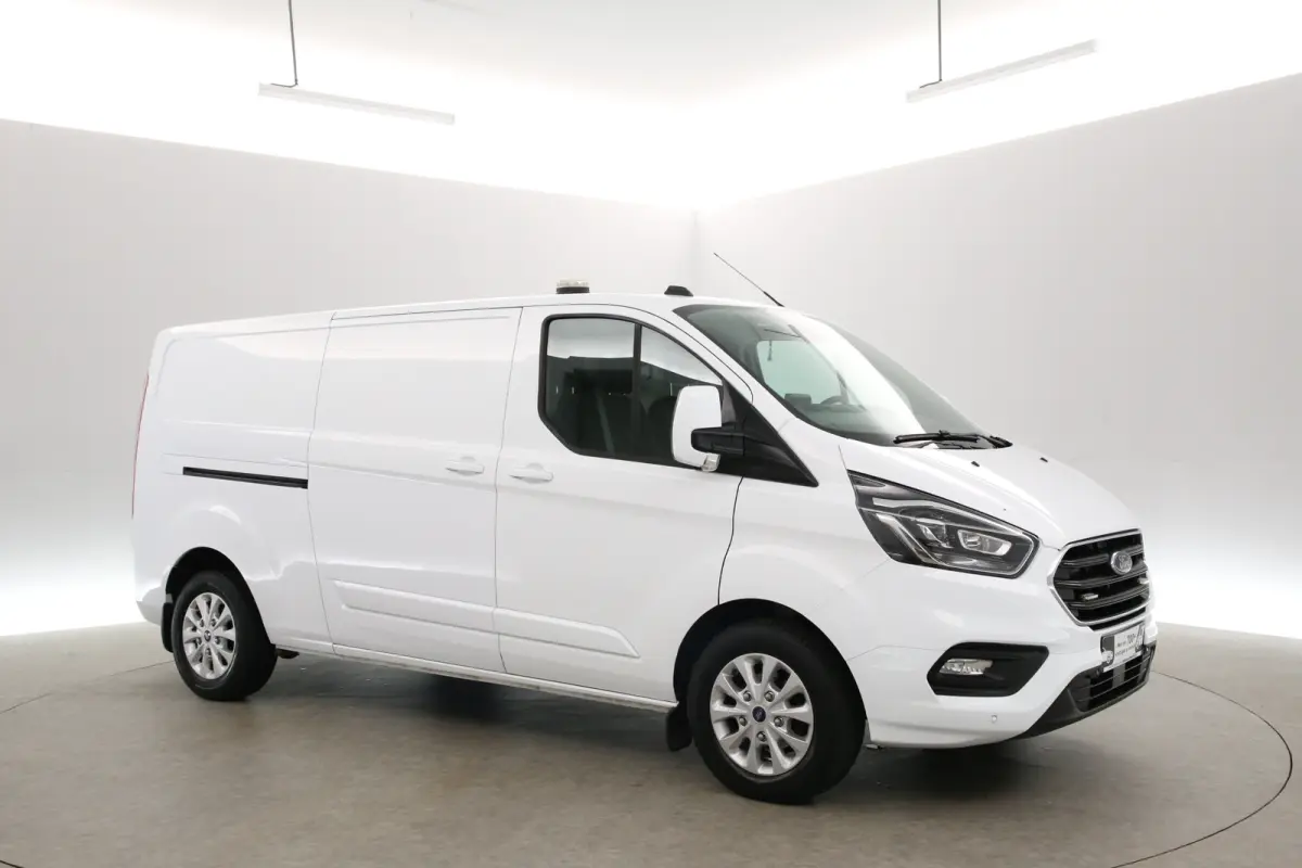 2.0 TDCI L2H1 Limited 170PK | 2800KG Trekgew. | Airco | Camera | Cruise | 3 Zits | 2xSchuifdeur | Trekhaak | Carplay | bi-Xenon