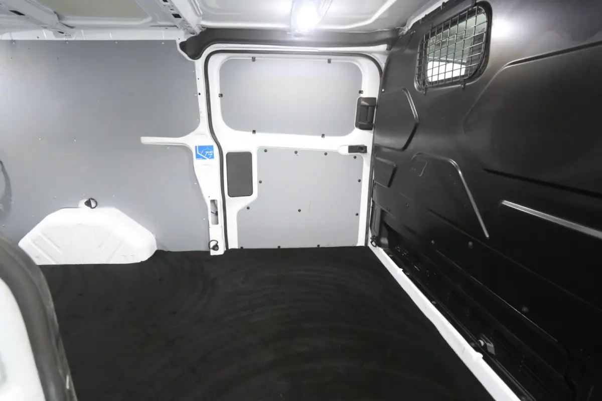 2.0 TDCI L2H1 Limited 170PK | 2800KG Trekgew. | Airco | Camera | Cruise | 3 Zits | 2xSchuifdeur | Trekhaak | Carplay | bi-Xenon
