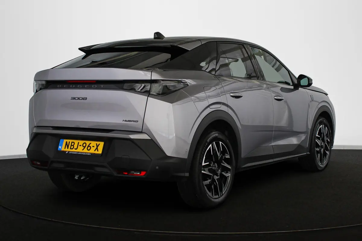 1.2 Hybrid 145 GT Stuur-Stoelverwarming 360 Camera Keyless
