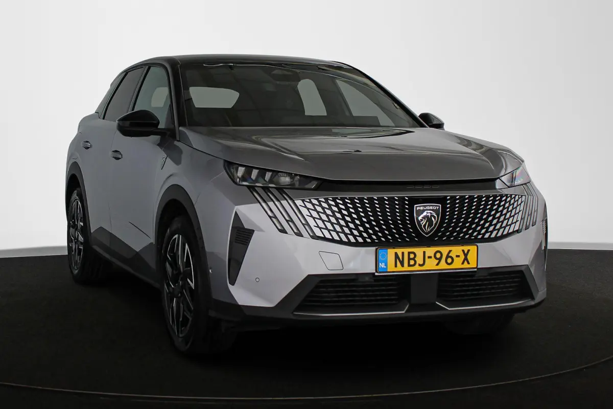 1.2 Hybrid 145 GT Stuur-Stoelverwarming 360 Camera Keyless