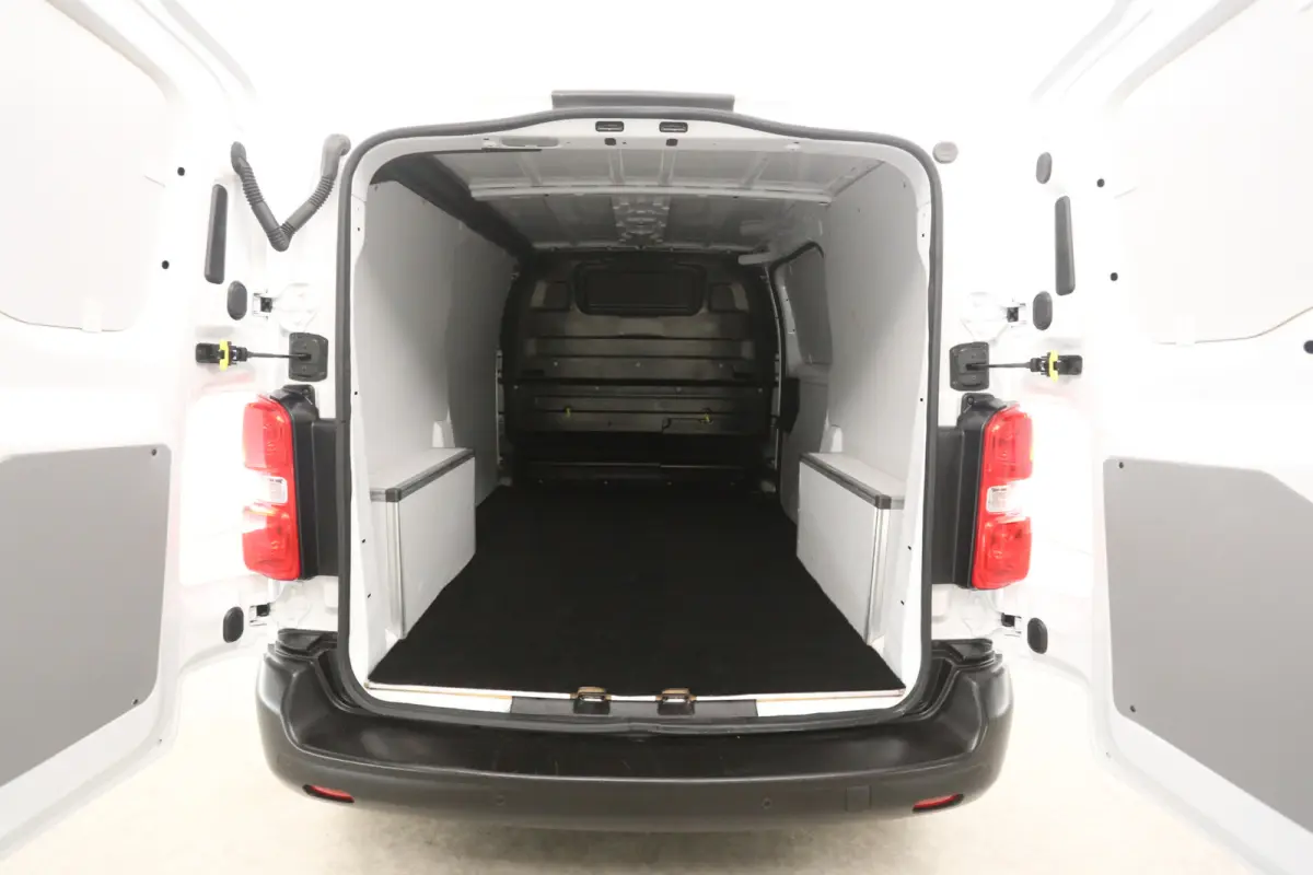 2.0 MultiJet 145PK L2H1 | Airco | Cruise | 3 Zits | Carplay | Parkeersens.