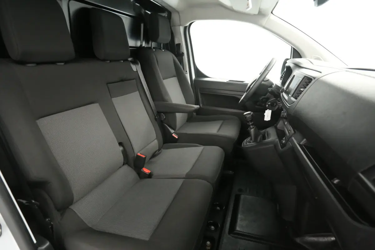2.0 MultiJet 145PK L2H1 | Airco | Cruise | 3 Zits | Carplay | Parkeersens.