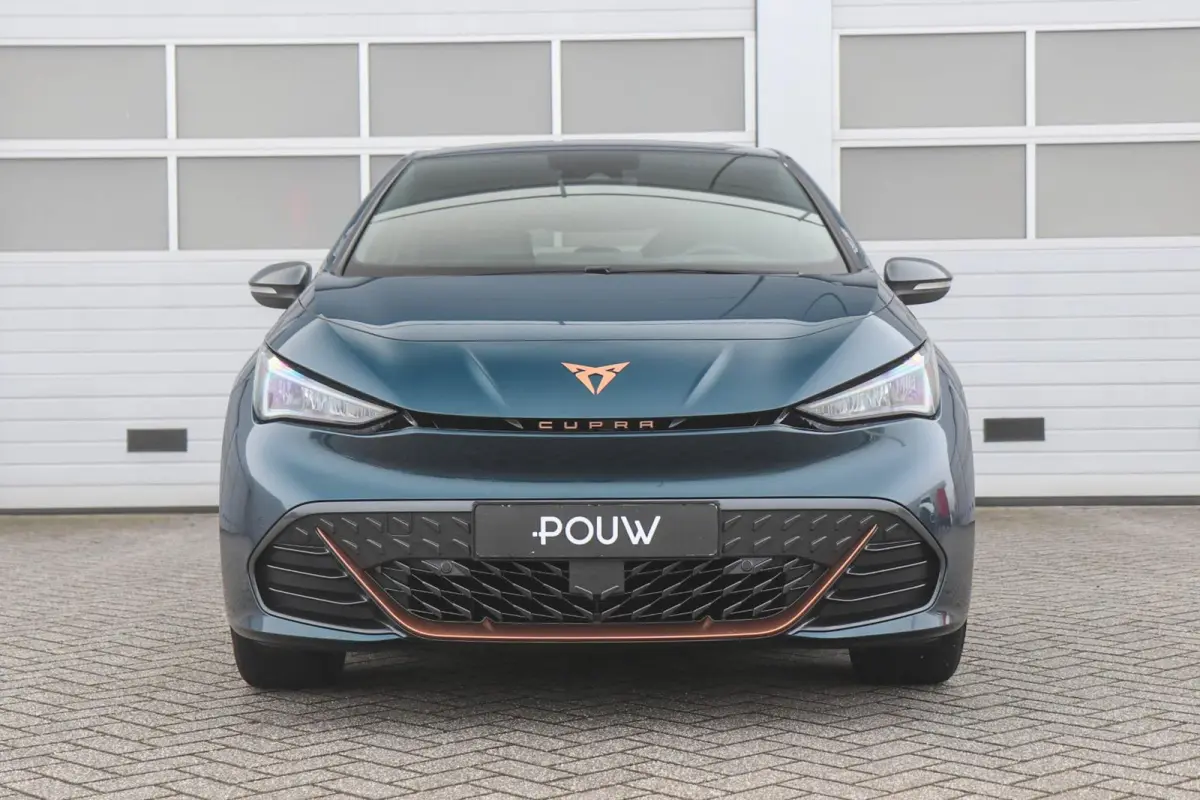 230pk Business 62 kWh | SoH 97% | Navigatie | Stoelverwarming | Full Link | Achteruitrijcamera