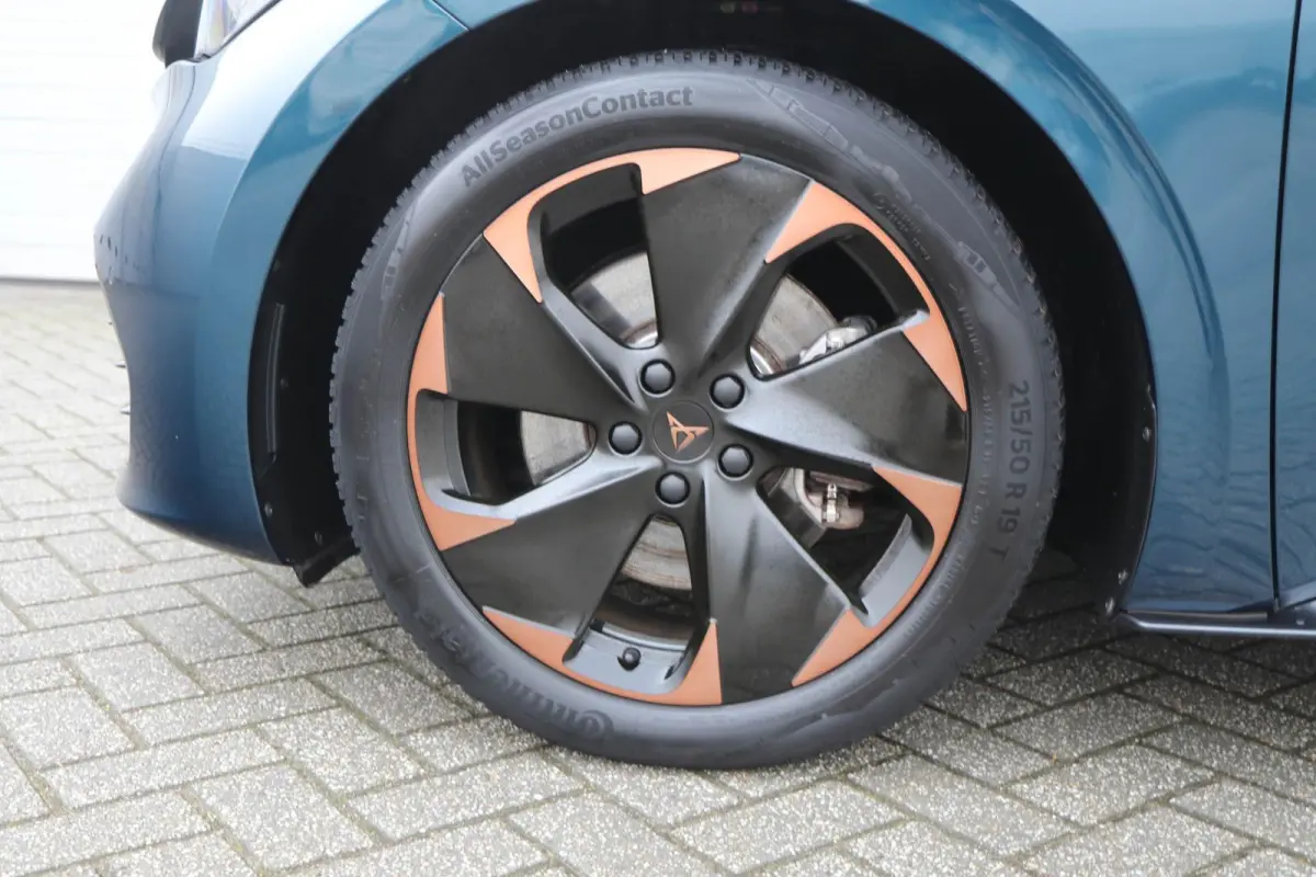 230pk Business 62 kWh | SoH 97% | Navigatie | Stoelverwarming | Full Link | Achteruitrijcamera